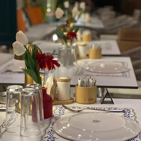 Ceylisa Alacati Butik * Cesme