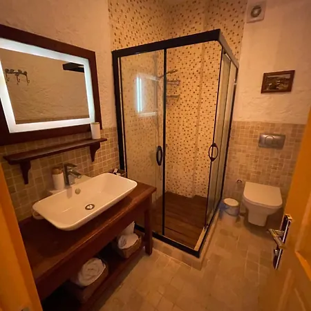 Ceylisa Alacati Butik Hotel