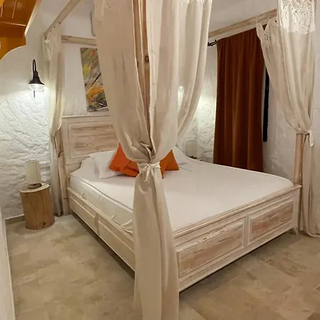 Ceylisa Alacati Butik *